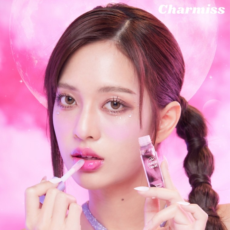 Charmiss The Milky Way Marble Liquid Lip Balm_04